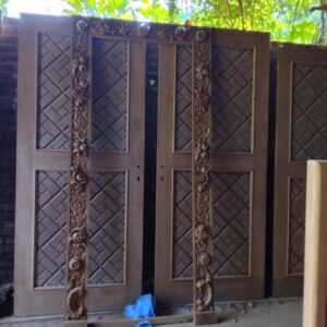 pintu gebyok ukir kayu jati minimalis modern – motif anyaman elegan jepara