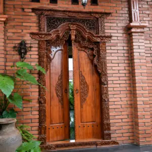 pintu gebyok ukir kayu jati jepara minimalis mewah desain klasik elegan